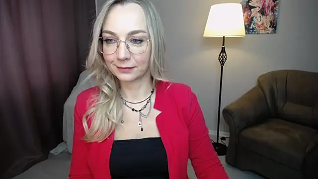 Ava Elior online show from October 15, 2025, 9:39 am