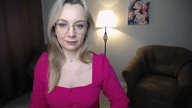 Snapshot of Ava_Elior chatting on April 28, 2026, 9:46 am Ava Elior online show from April 28, 2026, 9:46 am