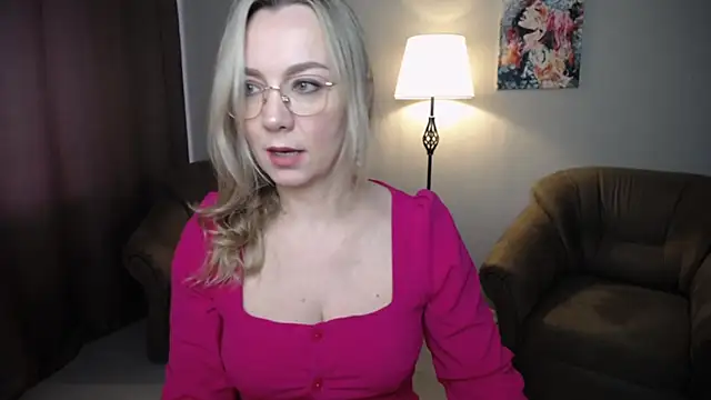 Snapshot of Ava_Elior chatting on May 5, 2026, 10:07 am Ava Elior online show from May 5, 2026, 10:07 am