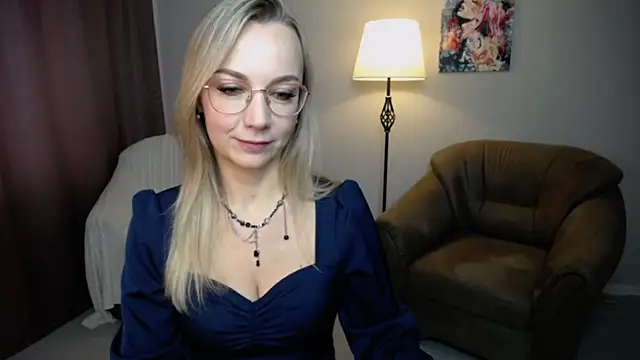 Ava Elior online show from September 25, 2025, 10:21 am