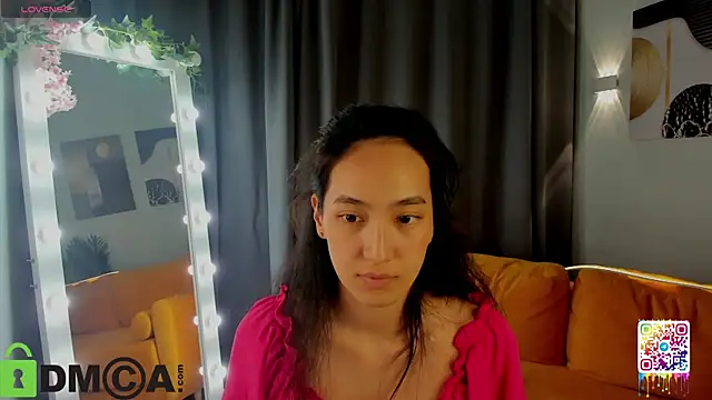 FlirtyAura online show from March 30, 2026, 11:44 am