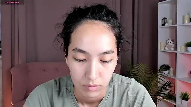 Snapshot of FlirtyAura chatting on July 22, 2026, 3:19 am FlirtyAura online show from July 22, 2026, 3:19 am