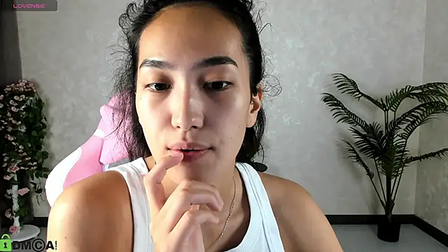 Snapshot of FlirtyAura chatting on September 9, 2025, 3:49 am FlirtyAura online show from September 9, 2025, 3:49 am