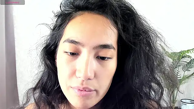 Snapshot of FlirtyAura chatting on November 15, 2025, 3:54 am FlirtyAura online show from November 15, 2025, 3:54 am