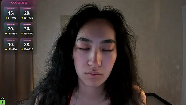 FlirtyAura online show from January 19, 2026, 3:32 am