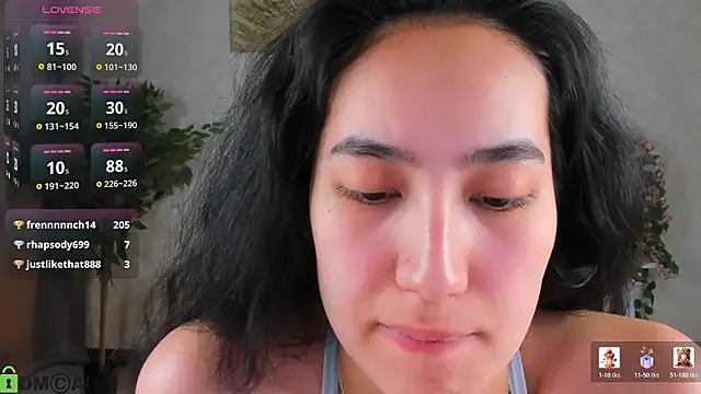 FlirtyAura online show from February 3, 2026, 2:53 am