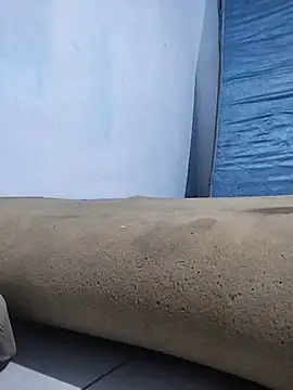 Snapshot of Kesurra chatting on October 7, 2025, 2:23 am Kesurra online show from October 7, 2025, 2:23 am