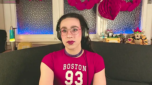 Snapshot of Zesty_Peach chatting on February 13, 2026, 12:21 am Zesty Peach online show from February 13, 2026, 12:21 am