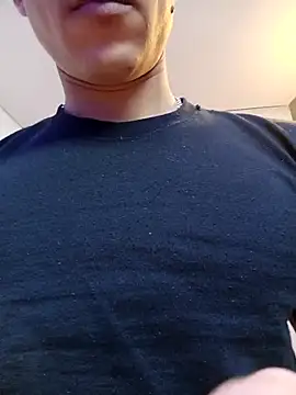 jhonny thes28 online show from October 5, 2025, 9:49 pm