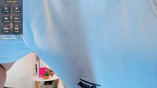 Snapshot of connorsmiith chatting on September 24, 2025, 12:51 am connorsmiith online show from September 24, 2025, 12:51 am