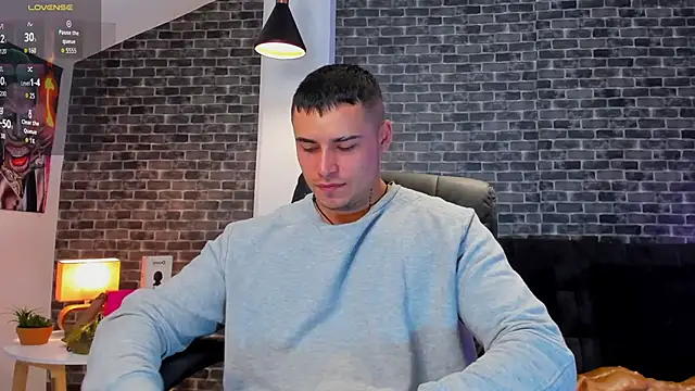 Snapshot of connorsmiith chatting on September 10, 2025, 1:10 pm connorsmiith online show from September 10, 2025, 1:10 pm