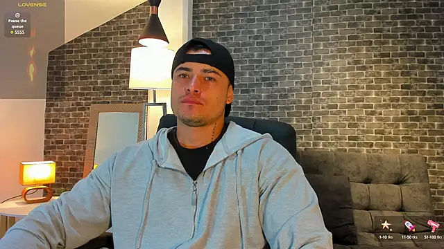 Snapshot of connorsmiith chatting on October 13, 2025, 11:12 am connorsmiith online show from October 13, 2025, 11:12 am