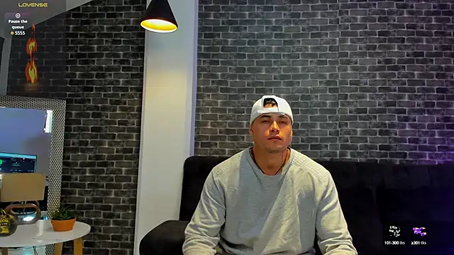 Snapshot of connorsmiith chatting on September 11, 2025, 1:49 am connorsmiith online show from September 11, 2025, 1:49 am