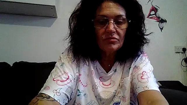 Snapshot of RubyyRosee chatting on July 18, 2026, 5:49 am RubyyRosee online show from July 18, 2026, 5:49 am