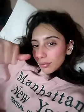 M4tute online show from September 22, 2025, 10:05 pm