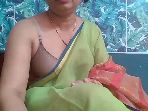Snapshot of Marathi_q4een01 chatting on April 22, 2026, 5:47 am Marathi q4een01 online show from April 22, 2026, 5:47 am