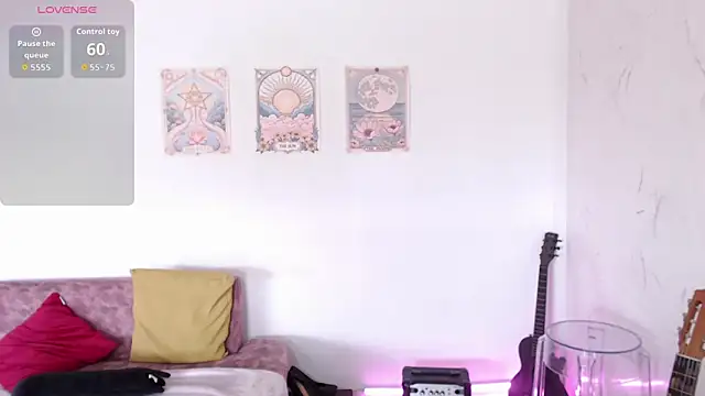 Susanahendrix online show from November 26, 2025, 6:19 pm