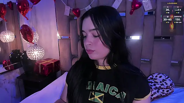 KateLee online show from February 18, 2026, 4:10 am