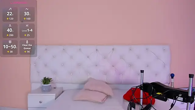 Snapshot of katte_landerr chatting on October 23, 2025, 1:21 pm katte landerr online show from October 23, 2025, 1:21 pm