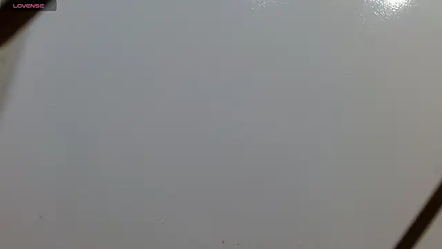 tinisweet online show from September 20, 2025, 10:42 am