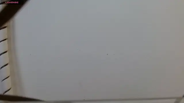 tinisweet online show from September 18, 2025, 12:19 pm