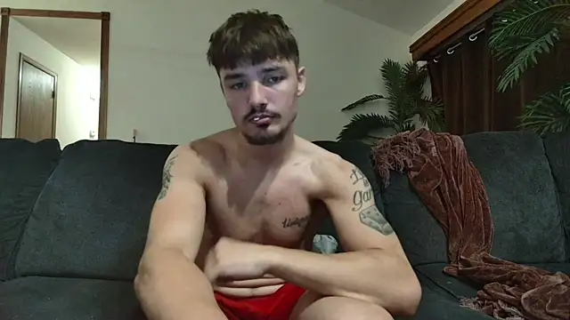 Snapshot of derekmontana2 chatting on May 27, 2026, 5:37 am derekmontana2 online show from May 27, 2026, 5:37 am