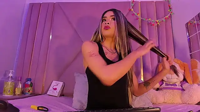 jazmin waked online show from April 13, 2026, 4:27 am