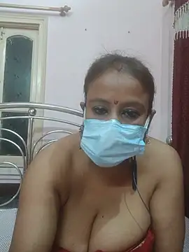 Snapshot of Barna_Love chatting on July 20, 2026, 1:57 pm Barna Love online show from July 20, 2026, 1:57 pm