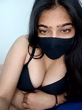 Snapshot of Snehabeauti chatting on February 16, 2026, 2:16 pm Snehabeauti online show from February 16, 2026, 2:16 pm