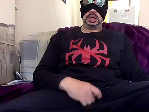 Snapshot of CaiBull chatting on April 19, 2026, 9:43 am CaiBull online show from April 19, 2026, 9:43 am