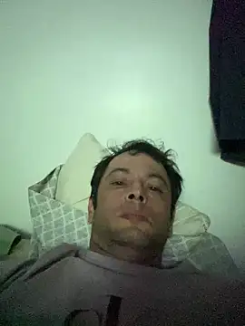 Carlosmauricio123 online show from July 1, 2026, 3:18 am