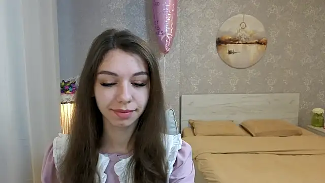 Snapshot of KellyShines chatting on June 29, 2026, 6:09 am KellyShines online show from June 29, 2026, 6:09 am