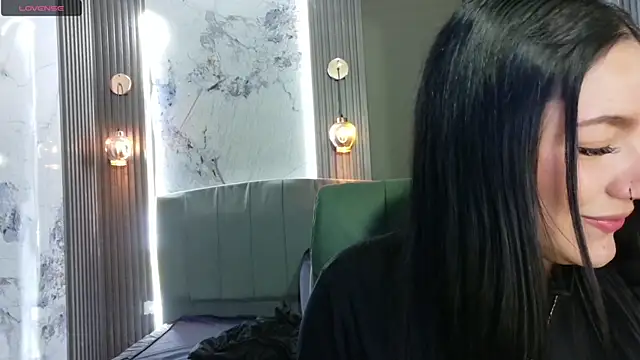 Megara 25 online show from September 25, 2025, 2:23 pm