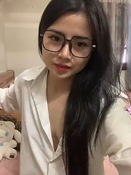 xinhtuvoto online show from November 4, 2025, 3:54 am