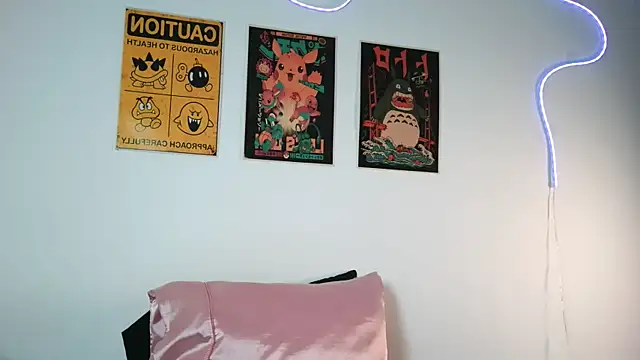 Aurorabeck  online show from October 8, 2025, 1:18 am