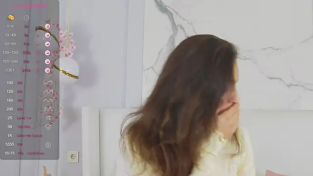 Snapshot of AdoraCortes chatting on September 9, 2025, 5:33 pm AdoraCortes online show from September 9, 2025, 5:33 pm