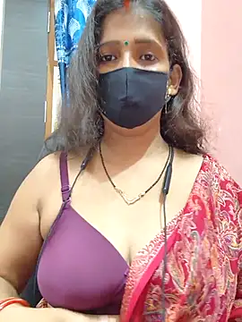 Sonalihot  online show from October 3, 2025, 7:10 am