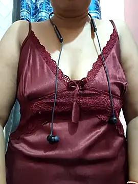 Sonalihot  online show from October 13, 2025, 6:42 pm