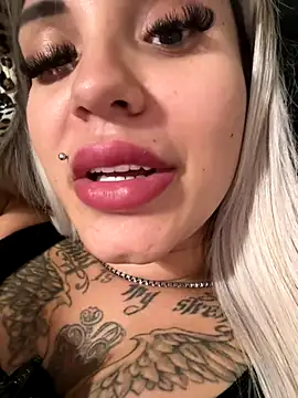 Princess-Jasmine07 online show from October 31, 2025, 6:26 pm