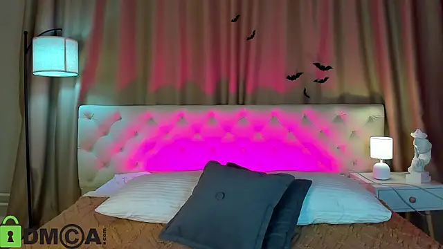 Snapshot of Marie_Ellie chatting on November 10, 2025, 1:32 am Marie Ellie online show from November 10, 2025, 1:32 am