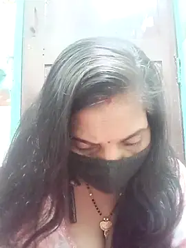 Payal-001 online show from November 17, 2025, 5:55 am