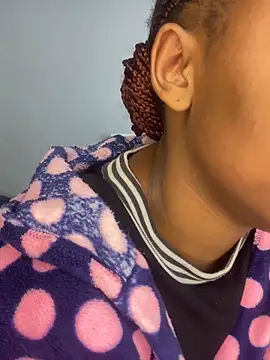 Abby 108 online show from November 29, 2025, 9:37 pm