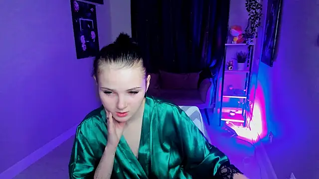 Snapshot of Leila_xxBaby chatting on October 3, 2025, 12:50 pm Leila xxBaby online show from October 3, 2025, 12:50 pm