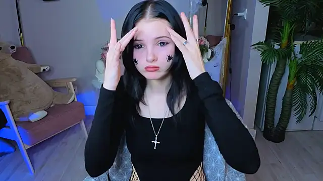 Snapshot of Leila_xxBaby chatting on October 25, 2025, 1:12 pm Leila xxBaby online show from October 25, 2025, 1:12 pm