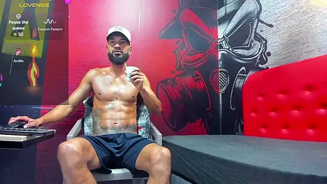 Snapshot of Damian_Shakur chatting on September 12, 2025, 11:21 am Damian Shakur online show from September 12, 2025, 11:21 am