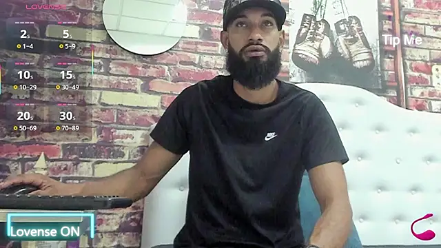 Snapshot of Damian_Shakur chatting on January 9, 2026, 12:01 pm Damian Shakur online show from January 9, 2026, 12:01 pm