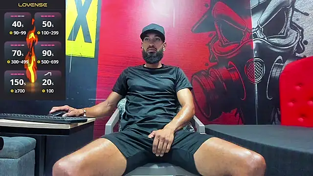 Snapshot of Damian_Shakur chatting on October 8, 2025, 11:23 am Damian Shakur online show from October 8, 2025, 11:23 am