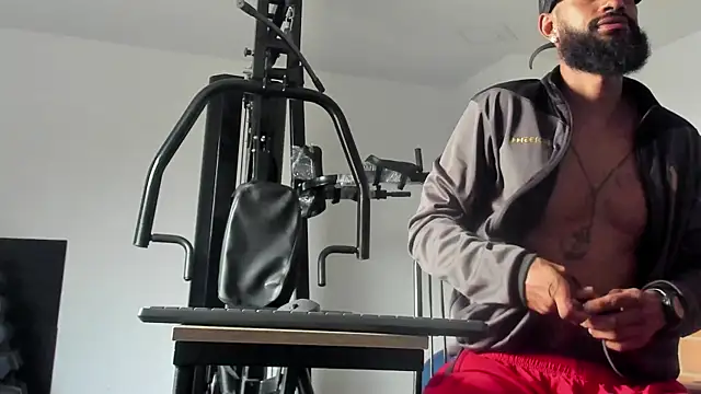 Snapshot of Damian_Shakur chatting on January 6, 2026, 12:09 pm Damian Shakur online show from January 6, 2026, 12:09 pm