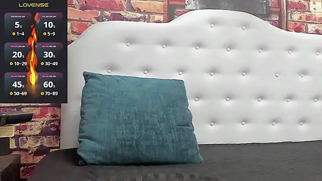 Snapshot of Damian_Shakur chatting on November 21, 2025, 11:20 am Damian Shakur online show from November 21, 2025, 11:20 am