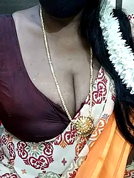 shobini online show from October 8, 2025, 3:24 pm